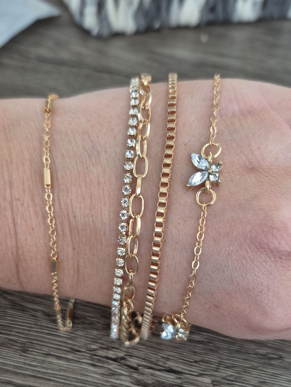 5-Piece Gold-Plated Layered Bracelets Chain Link & Crystal Rhinestone Set